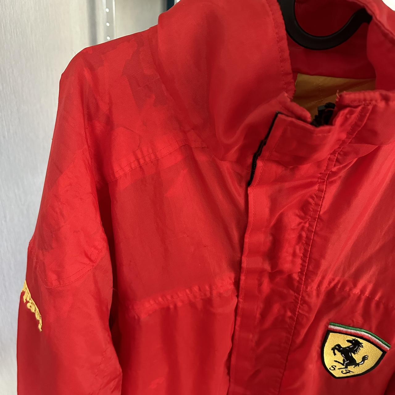 Vintage Ferrari Red Windbreaker Jacket – Scuderia Shield Logo | Rare F1 Teamwear