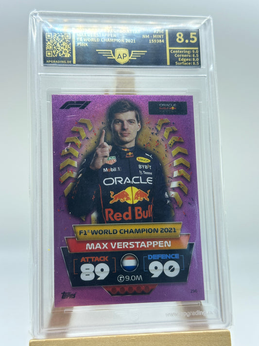 MAX VERSTAPPEN F1 WORLD CHAMPION 2021 PINK AP 8.5 – 2023 TOPPS TURBO ATTAX CARD #296