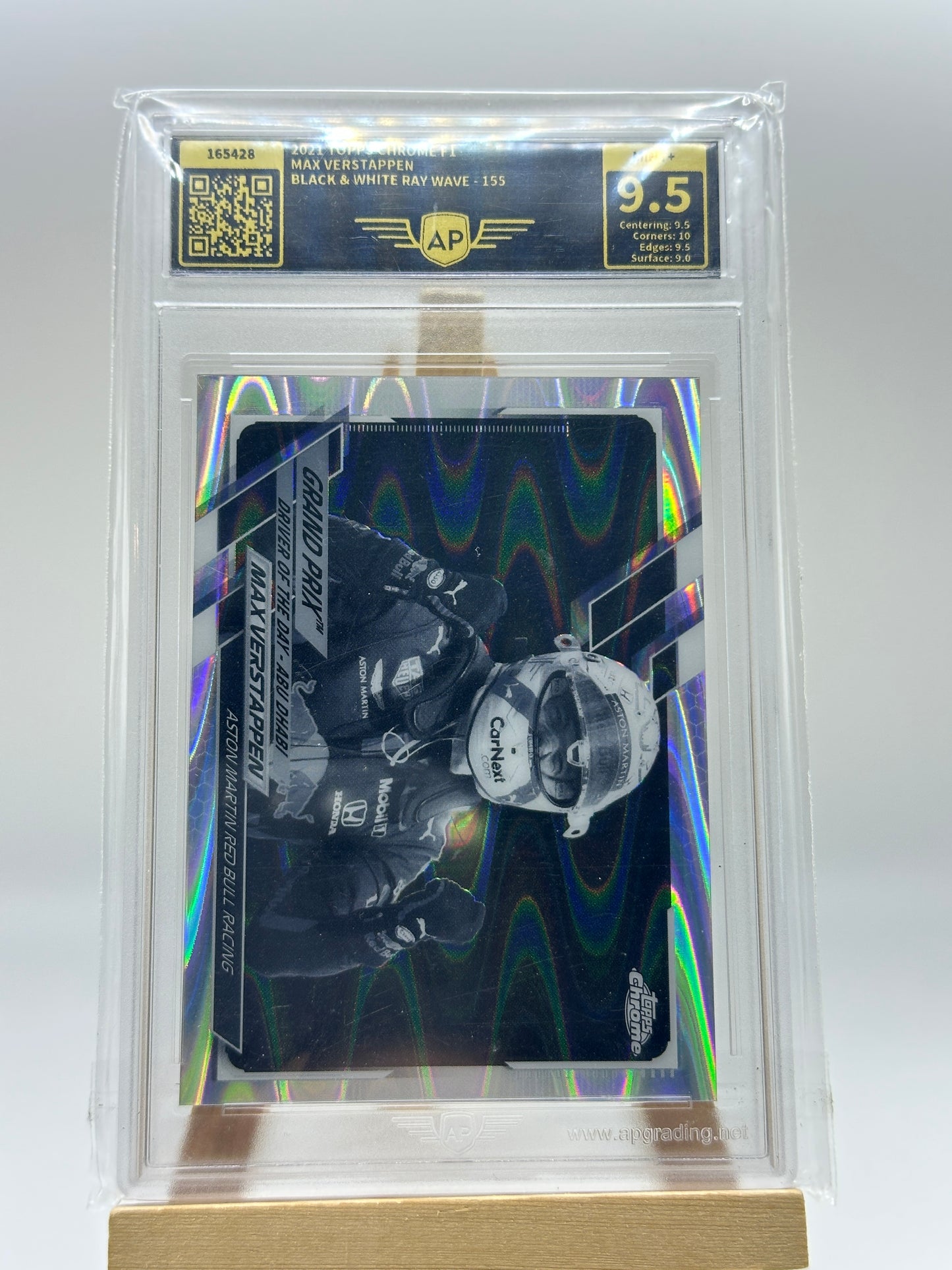 MAX VERSTAPPEN BLACK & WHITE RAY WAVE AP 9.5 – 2021 TOPPS CHROME F1 CARD #155